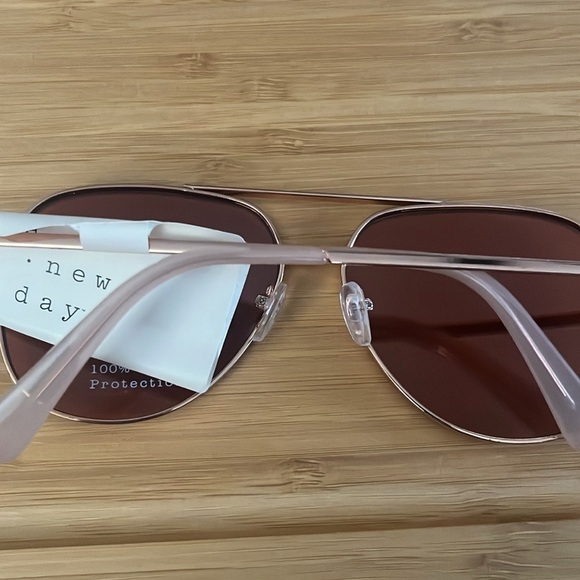 A New Day Sunglasses NWT - Picture 5 of 5